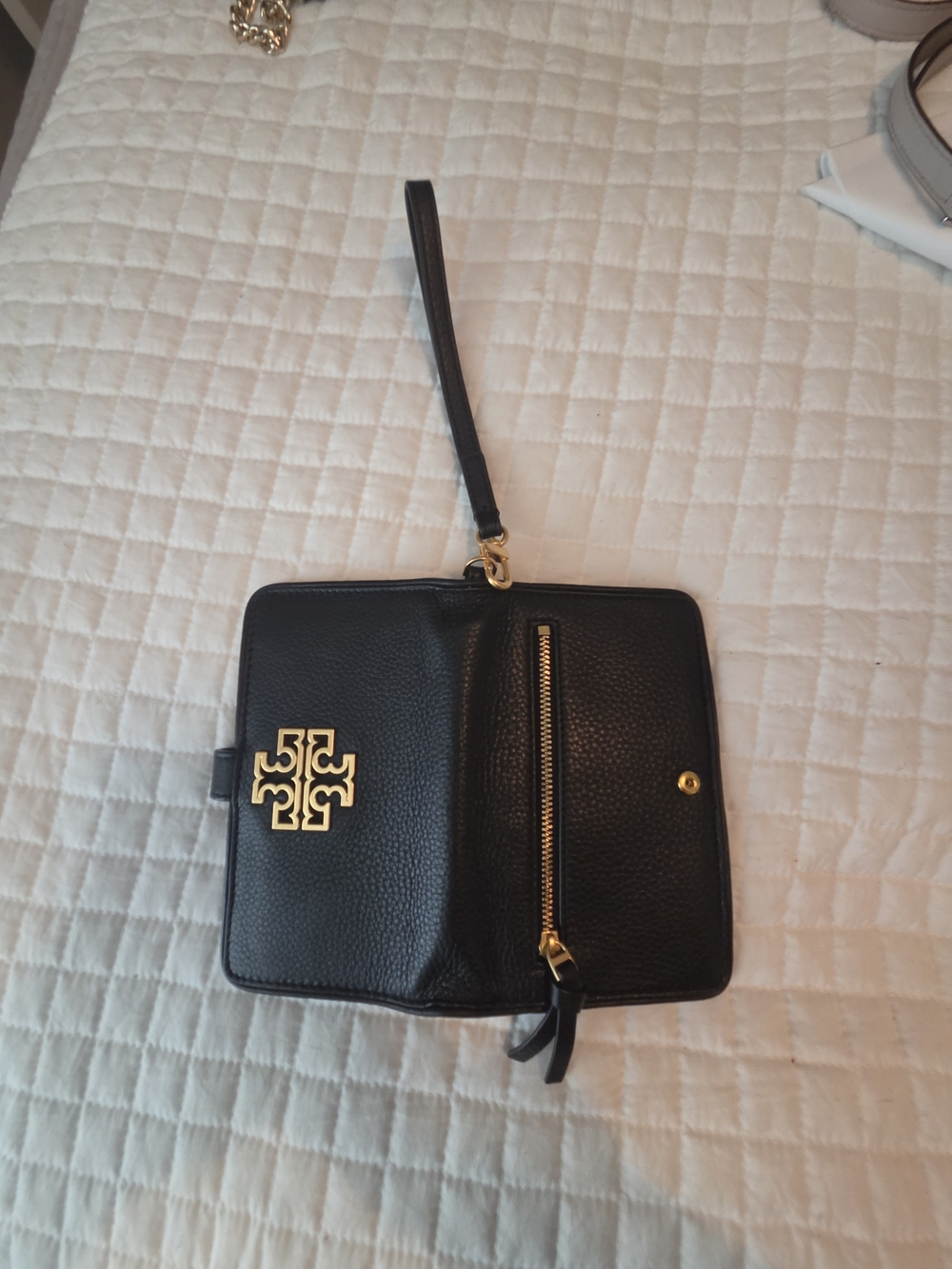 Tory Burch Black Leather Wristlet Wallet with Gold Logo - Picture 2 of 6